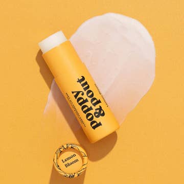 Anyone who enjoys the scent or flavor of lemon will love our Lemon Bloom Lip Balm. It’s both refreshing and hydrating! Every Poppy & Pout lip balm is made with 100% natural ingredients and hand-poured into eco-friendly cardboard tubes.